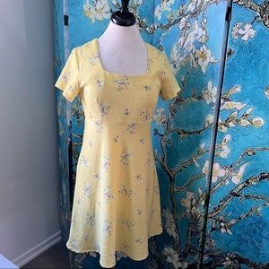 Vintage ESPRIT Printed dress with cap sleeves.